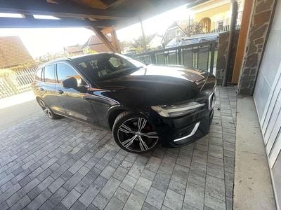 Gebraucht Volvo V60 Inscription 150 PS (110 kW) 2018 Schwarz Kombi