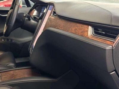 Grau Gebraucht 2020 Tesla Model S Kleinwagen | € 47.000