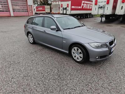 Grau Gebraucht 2009 BMW 318 Kombi | € 6.850 (Etwas zu teuer)