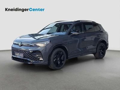 Mittelgrau metallic Neu 2025 VW Tiguan R-line SUV | € 49.890 (Fairer Preis)