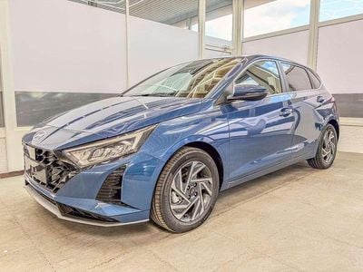 Neu Hyundai i20 Style 99 PS (72 kW) 2025 Blau Kleinwagen