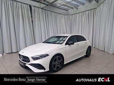 Weiß Gebraucht 2023 Mercedes A180 AMG line Limousine | € 31.990 (Fairer Preis)