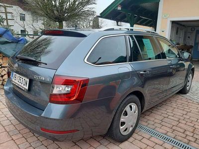 gebraucht Skoda Octavia 1,6 TDI Style DSG