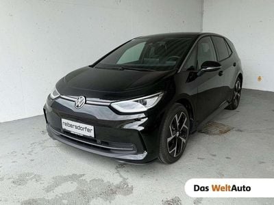 Schwarz metallic Gebraucht 2025 VW ID.3 Pure Kleinwagen | € 34.290