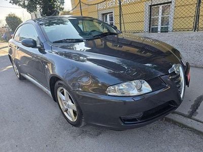 Schwarz Gebraucht 2005 Alfa Romeo GT Coupé | € 4.990