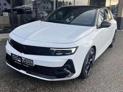 Weiß Gebraucht 2023 Opel Astra GSe Limousine | € 25.990