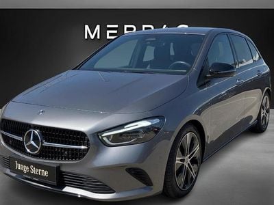 Mountaingrau metallic Gebraucht 2024 Mercedes B220 Edition Van / Kleinbus | € 36.990 (Fairer Preis)