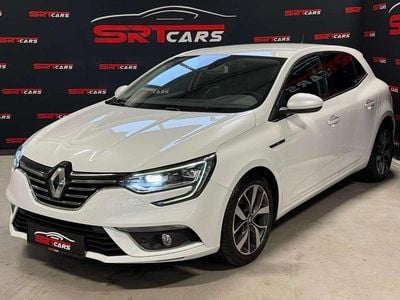 Weiß Gebraucht 2016 Renault Mégane IV Bose Edition Kleinwagen | € 11.499