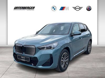 gebraucht BMW iX1 eDrive20 M-Sportpaket | AHK | Kamera | Harman-Kardon