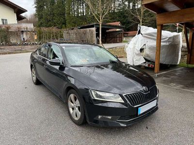 gebraucht Skoda Superb 16 TDI Style DSG