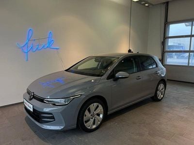 Neu VW Golf VIII 115 PS (84 kW) 2026 Mittelgrau  normal Limousine