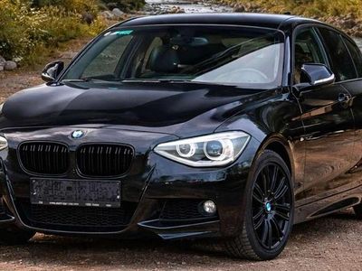 gebraucht BMW 118 118 d M Aut. Paket ab Werk Black Pearl Effekt