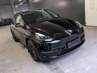 Schwarz metallic Gebraucht 2022 Tesla Model Y SUV | € 34.975 (Fairer Preis)
