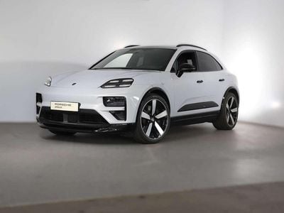 Hellgrau metallic Gebraucht 2024 Porsche Macan Turbo SUV | € 119.900 (Fairer Preis)