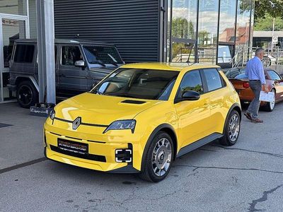 Jaune pop Neu 2025 Renault 5 E-Tech Evolution Limousine | € 25.990
