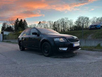 gebraucht Skoda Octavia Combi 1,6 Green Line TDI