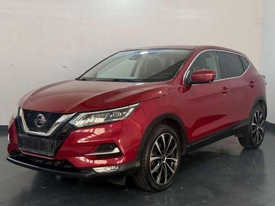 Gebraucht Nissan Qashqai 159 PS (116 kW) 2018 Rot SUV