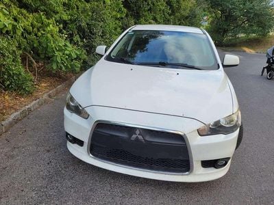Weiß Gebraucht 2011 Mitsubishi Lancer Sportback Invite Limousine | € 3.999