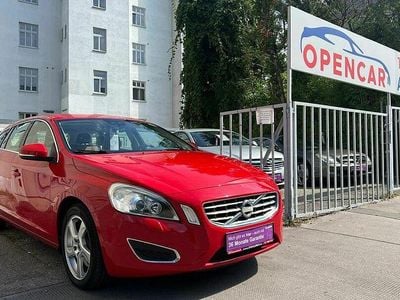 Gebraucht 2012 Volvo V60 Summum Kombi | € 9.999