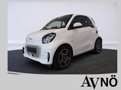 Weiß Gebraucht 2021 Smart ForTwo Coupé Coupé | € 10.980