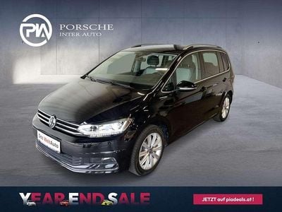 Schwarz Gebraucht 2024 VW Touran Highline Van / Kleinbus | € 38.950