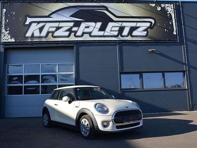 Weiß Gebraucht 2018 Mini Cooper D Hatch Kleinwagen | € 13.290