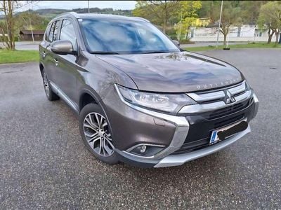 Gebraucht 2018 Mitsubishi Outlander Instyle SUV | € 21.000 (Etwas zu teuer)