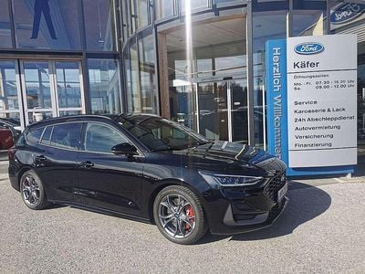 Schwarz Gebraucht 2024 Ford Focus ST Kombi | € 44.990