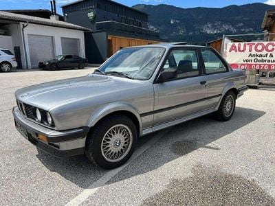 Silber Gebraucht 1987 BMW 325 Coupé | € 11.500