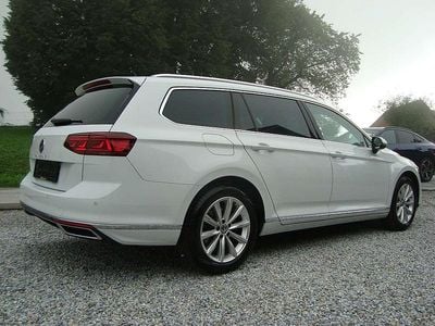 Weiß Gebraucht 2021 VW Passat Elegance Kombi | € 15.950 (Fairer Preis)