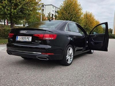 Gebraucht Audi A4 Design 150 PS (110 kW) 2019 Schwarz Limousine