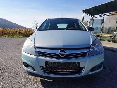 Blau Gebraucht 2009 Opel Astra Limousine | € 2.490 (Etwas zu teuer)