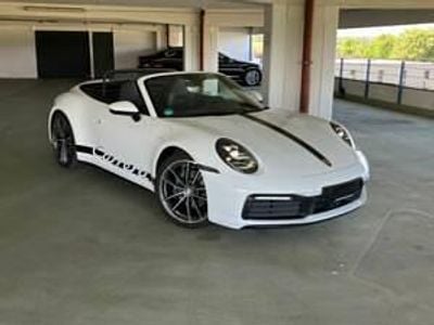 Weiß Gebraucht 2023 Porsche 911 Carrera Cabriolet Cabrio | € 114.000