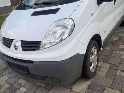 Weiß Gebraucht 2012 Renault Trafic Van / Kleinbus | € 12.990