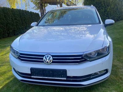 gebraucht VW Passat Passat VariantVariant SCR Highline TDI 4Motion DSG