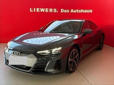 Mittelgrau metallicperleffekt Gebraucht 2021 Audi e-tron GT quattro Ambiente Limousine | € 66.900
