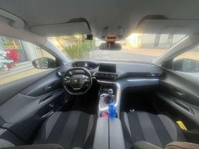 Gebraucht Peugeot 5008 Business-Line 120 PS (88 kW) 2019 SUV