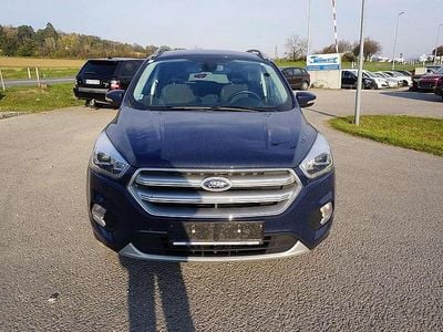 Gebraucht Ford Kuga Trend 120 PS (88 kW) 2019 Schwarz SUV
