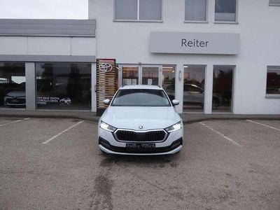 Gebraucht Skoda Octavia 116 PS (85 kW) 2022 Weiß Kombi
