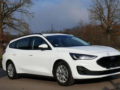 Weiß Gebraucht 2022 Ford Focus Cool & Connect Kombi | € 13.990 (Guter Preis)