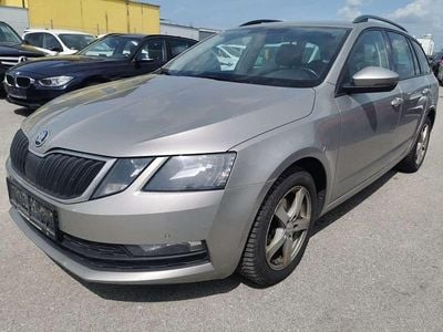 Beige Gebraucht 2017 Skoda Octavia Ambition Kombi | € 5.990 (Fairer Preis)