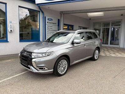 Grau Gebraucht 2020 Mitsubishi Outlander P-HEV SUV | € 24.990 (Etwas zu teuer)