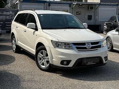 Gebraucht Fiat Freemont Urban 140 PS (102 kW) 2012 Weiß SUV