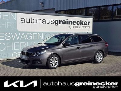 Grau Gebraucht 2018 Peugeot 308 SW Style Kombi | € 11.890