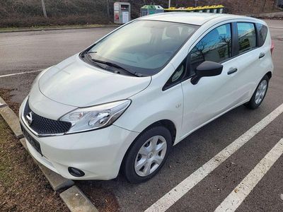 Gebraucht Nissan Note Acenta 80 PS (58 kW) 2015 Weiß Kleinwagen
