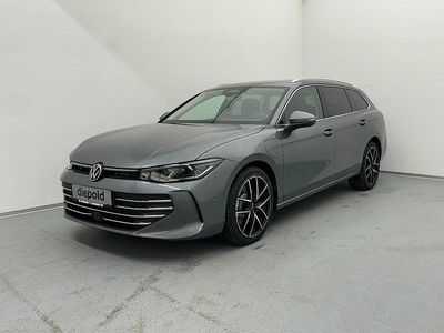 Neu VW Passat Business 204 PS (150 kW) 2025 Mittelgrau  normal Kombi