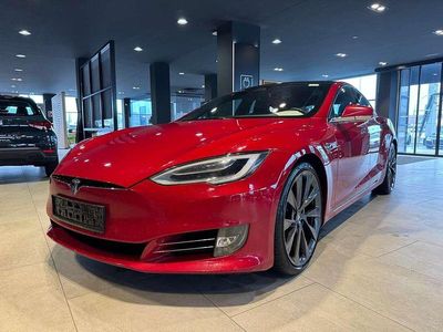 Rot Gebraucht 2019 Tesla Model S Kleinwagen | € 29.475