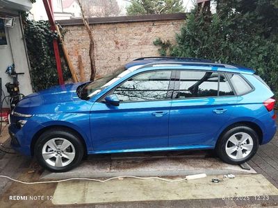 Blau Neu 2025 Skoda Kamiq Essence SUV | € 20.650