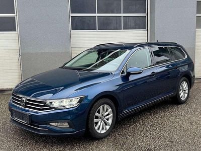 Blau Gebraucht 2023 VW Passat Business Kombi | € 26.990 (Guter Preis)