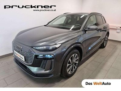 Mittelgrau metallicperleffekt Gebraucht 2025 Audi Q6 e-tron Ambiente SUV | € 66.955